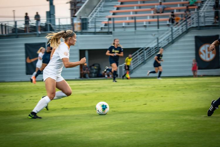 Vignola's goal proves to be difference in Tennessee's 10 win over UC Davis Soccer