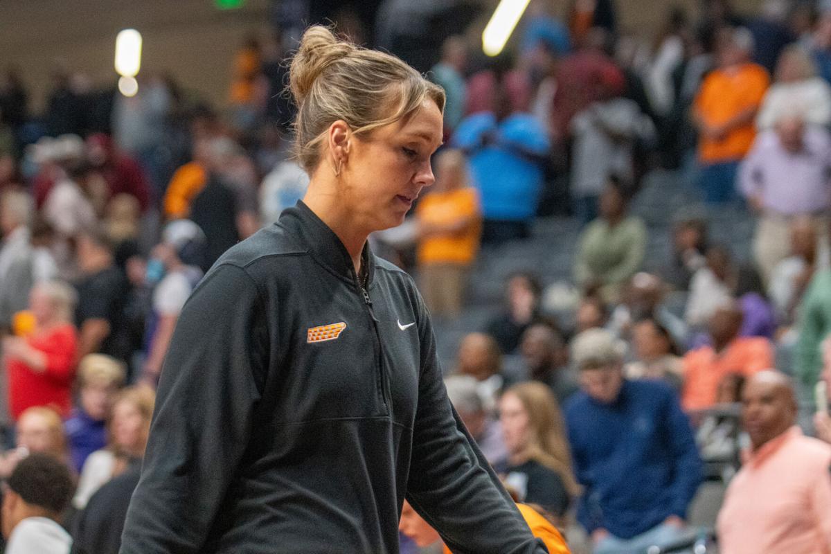 How Kim Caldwell's seniors laid foundation for Lady Vols | Womens  Basketball | utdailybeacon.com