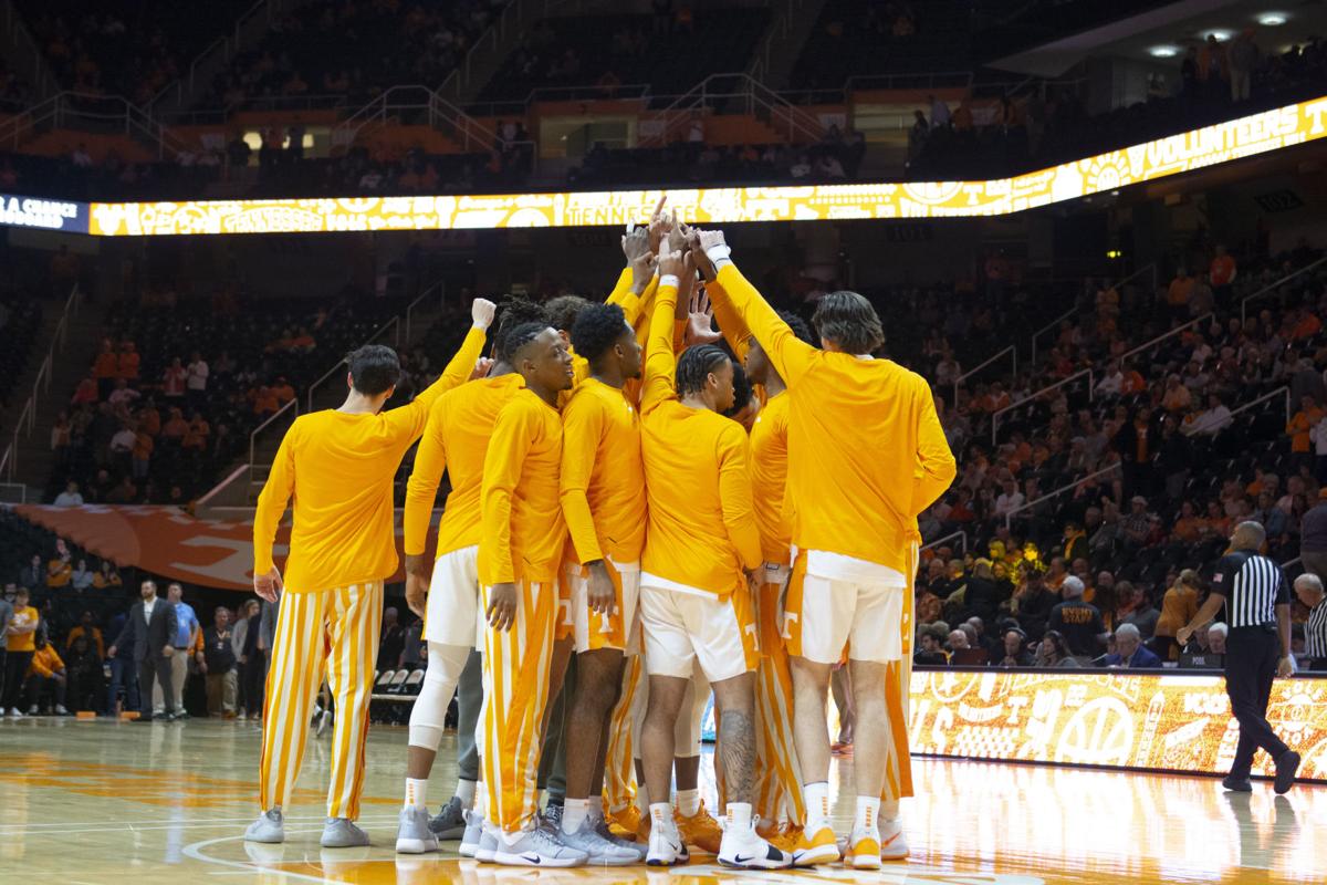 Bowden and Turner eclipse 1,000 career points as Tennessee ...