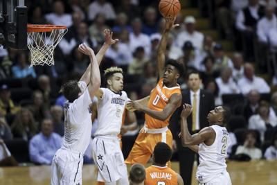 Bone Digs Out Of Slump Shines In Win Sports Utdailybeacon Com