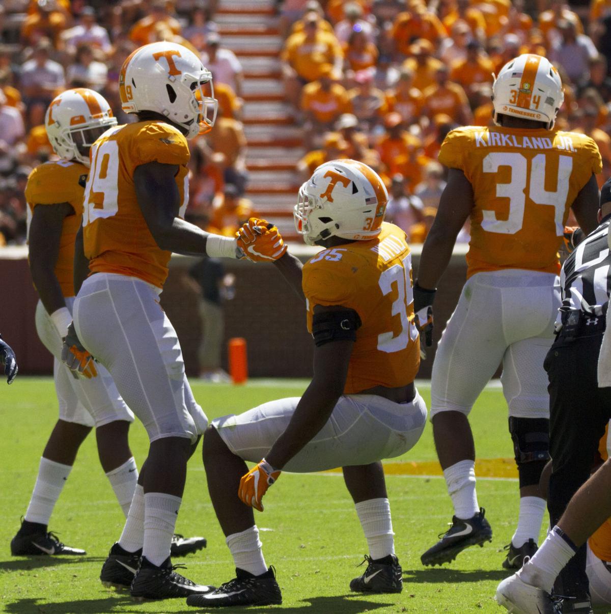 Projecting Tennessee S Starting Lineup Ahead Of 2019 Football