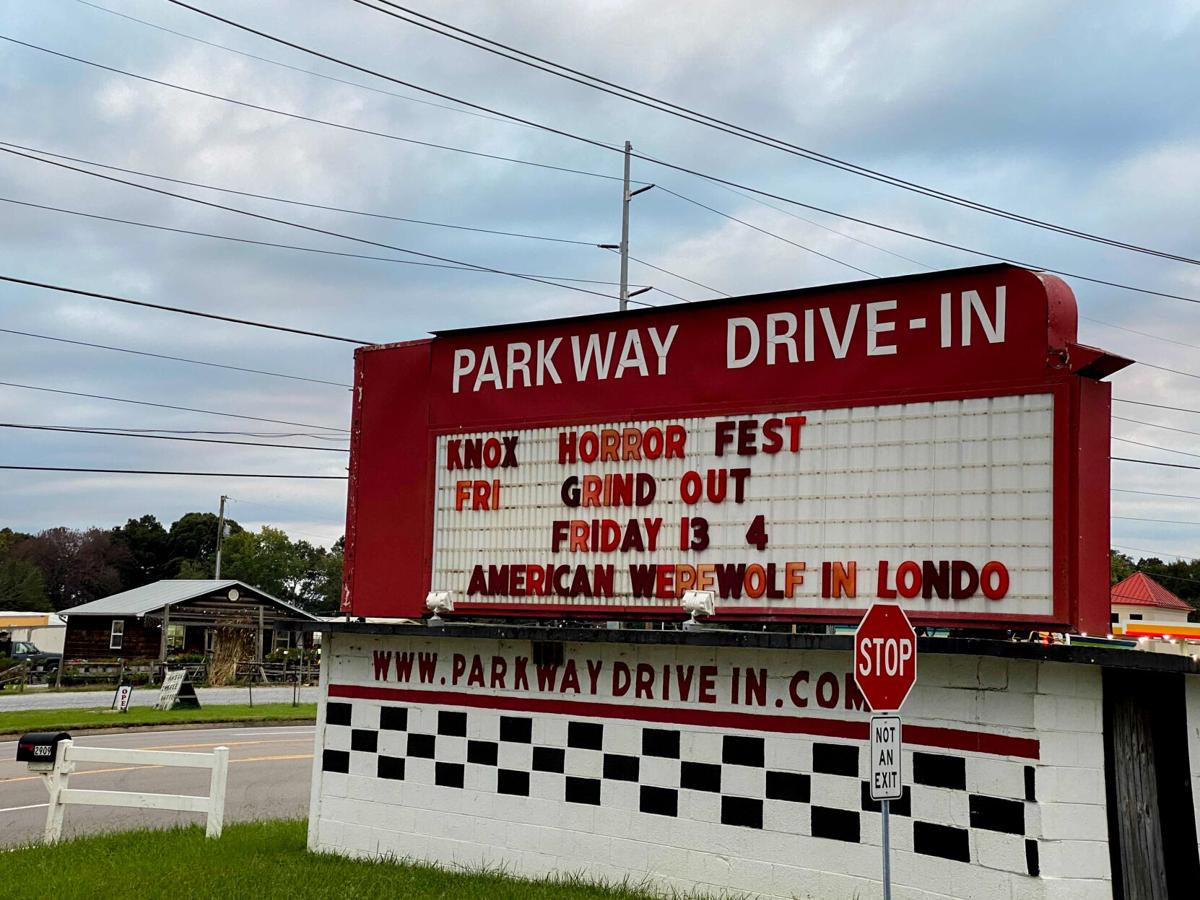 Knoxville Horror Film Festival Brings Suspense Scares Surprises Entertainment Utdailybeacon Com Knoxville Horror Film Festival Brings Suspense Scares Surprises Entertainment Utdailybeacon Com