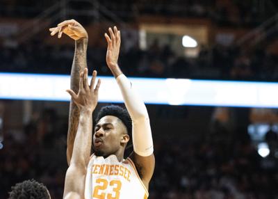 Tennessee Looking For First Sec Win At Missouri Men S Basketball Utdailybeacon Com