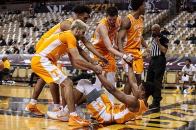 Tennessee Set To Host Alabama Men S Basketball Utdailybeacon Com