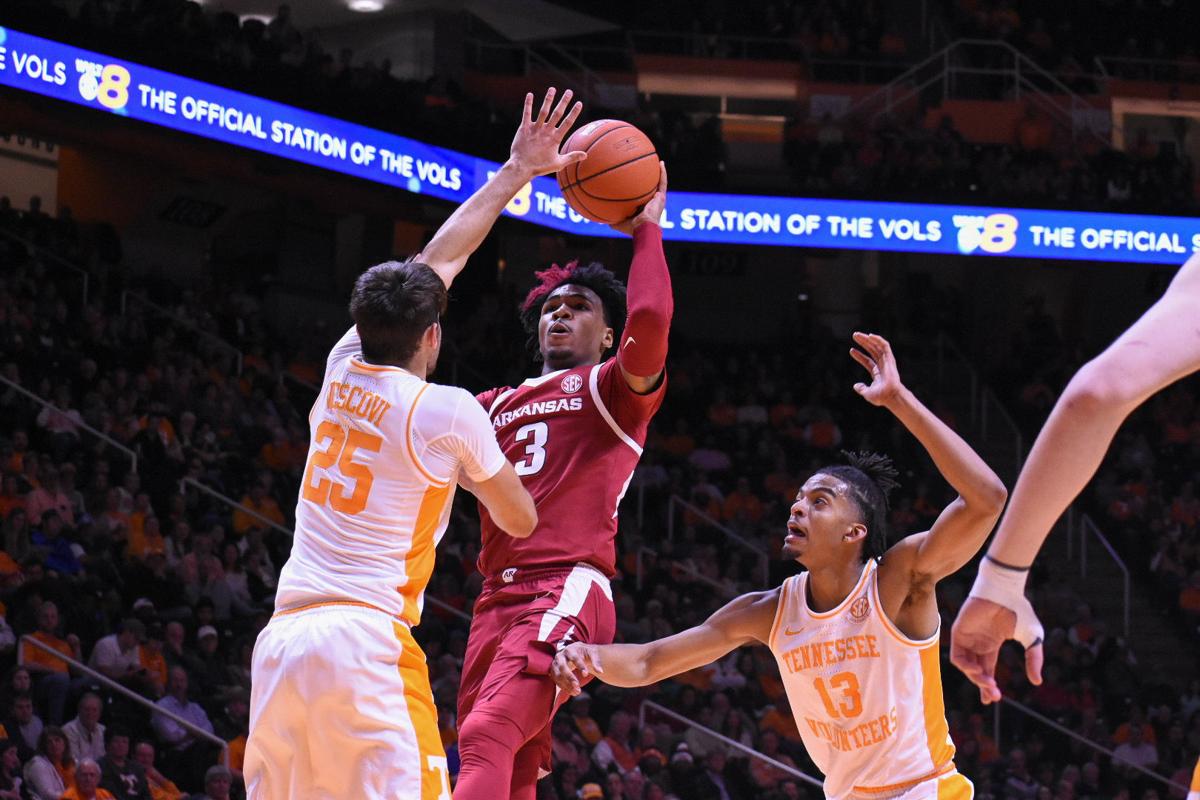Tennessee Looking To Bounce Back At Arkansas Men S Basketball