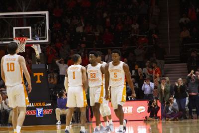 Memphis Outlasts Tennessee In 51 47 Slugfest At Thompson Boling