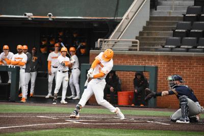 Vols Land Former Etsu Catcher Baseball Utdailybeacon Com