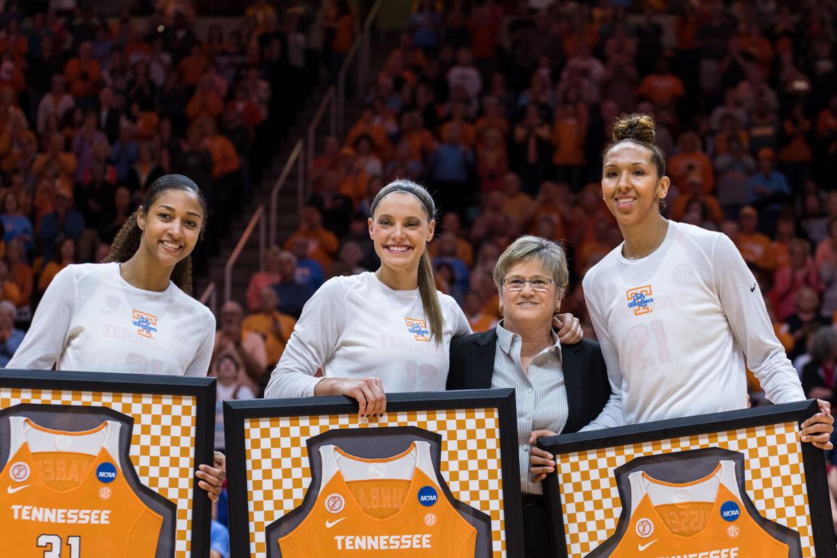 Notebook No 15 Lady Vols Use Second Half To Complete Sweep Of No