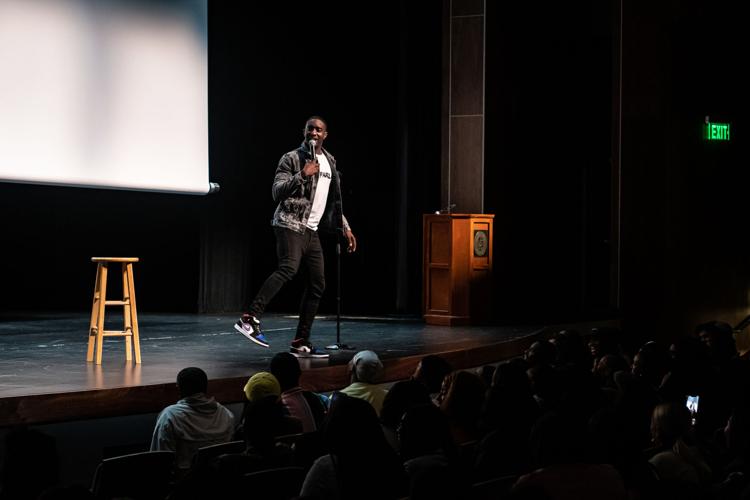 Desi Banks Homecoming Comedy Show | Campus News | utdailybeacon.com - How Tall Is Desi Banks? Comedian-Turned-Star’s Stats