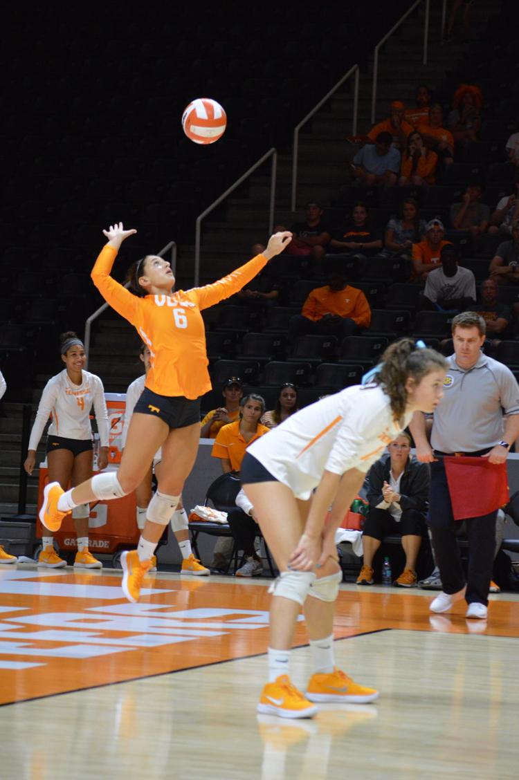Lady Vols open season with Tennessee Classic victory Volleyball