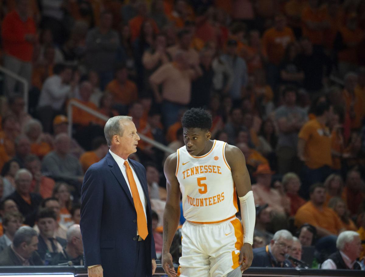 Photo Gallery Men S Basketball Vs West Virginia Gallery Utdailybeacon Com