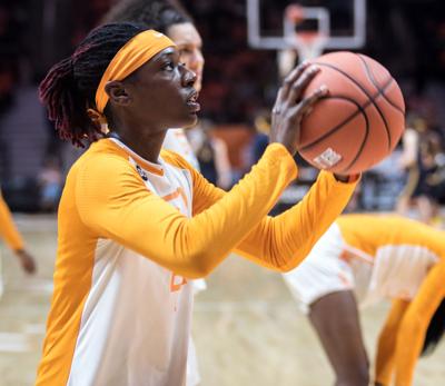 Notebook No 10 Tennessee Gets Convincing Post Holiday Win Over