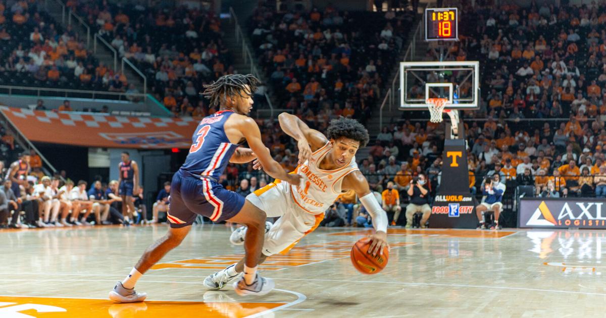 Vols break program record for threes in dominant opener against UT