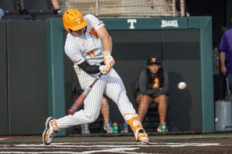 Billy Amick launches two home runs as Tennessee baseball defeats Western Carolina