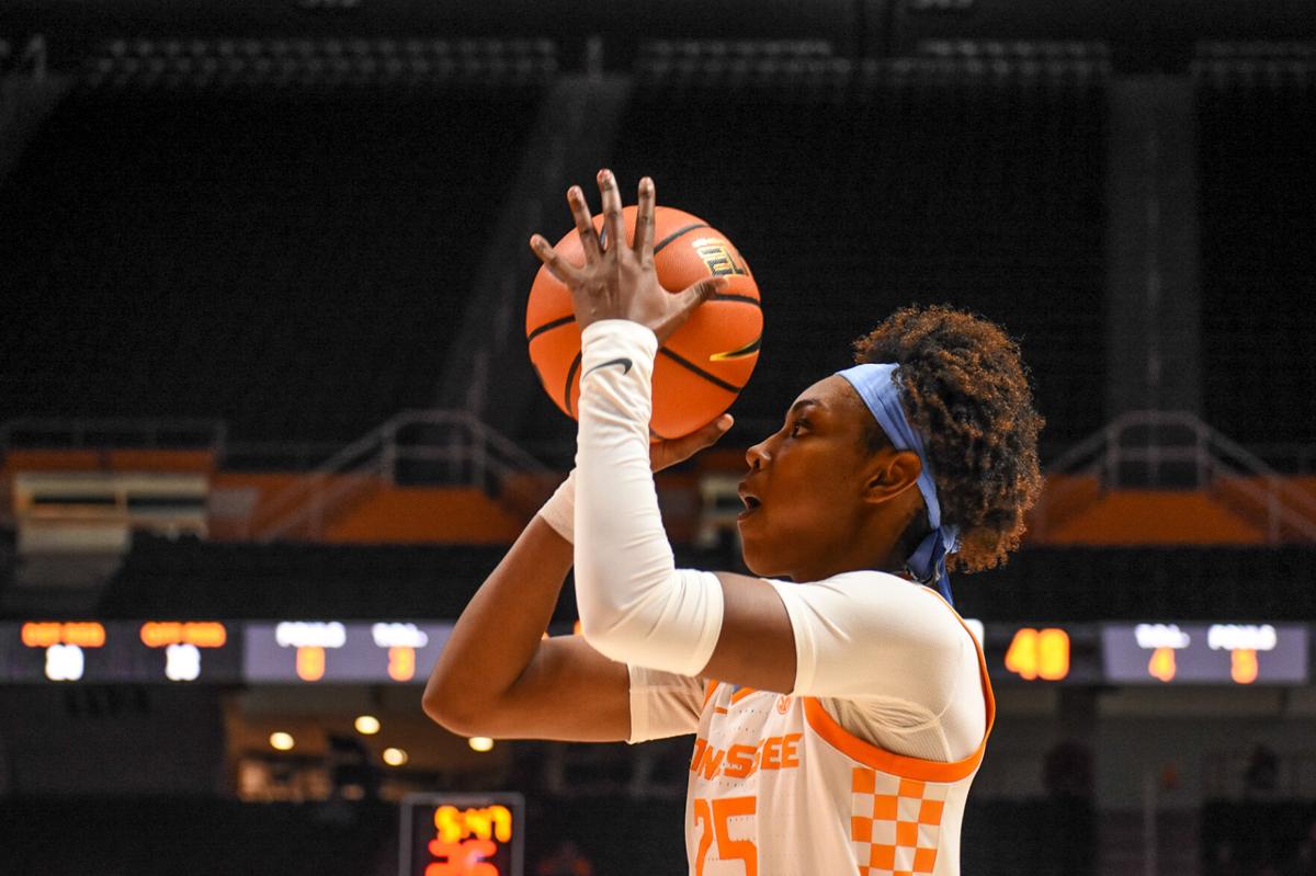 Lady Vols' second-half collapse spoils Horston's big game at ...
