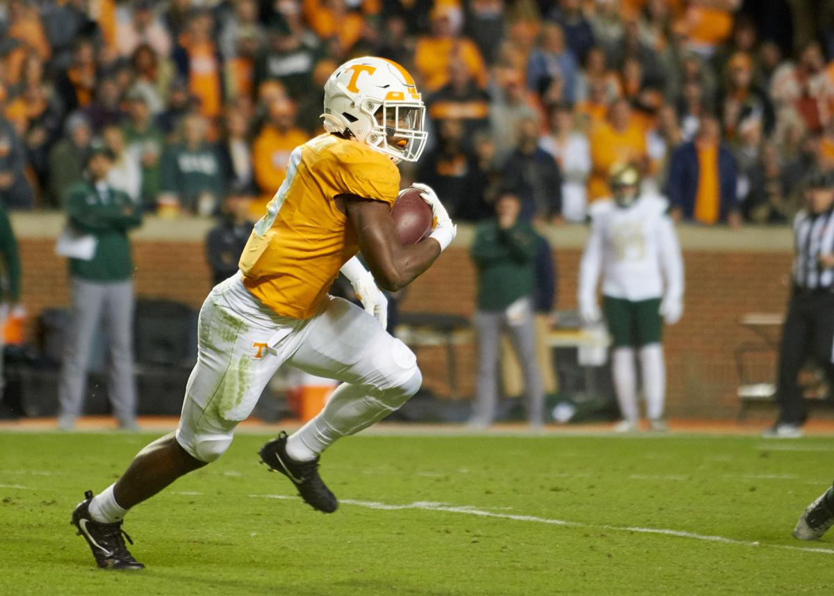 Position Preview Running Back Football Utdailybeacon Com