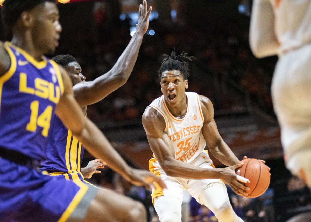 Tennessee Drops Sec Opener Against Lsu Men S Basketball Utdailybeacon Com