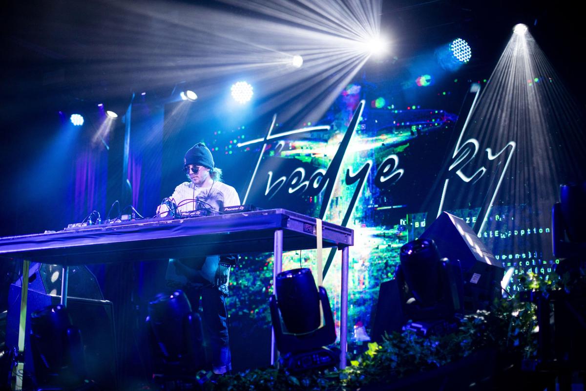 Space Jesus in Concert
