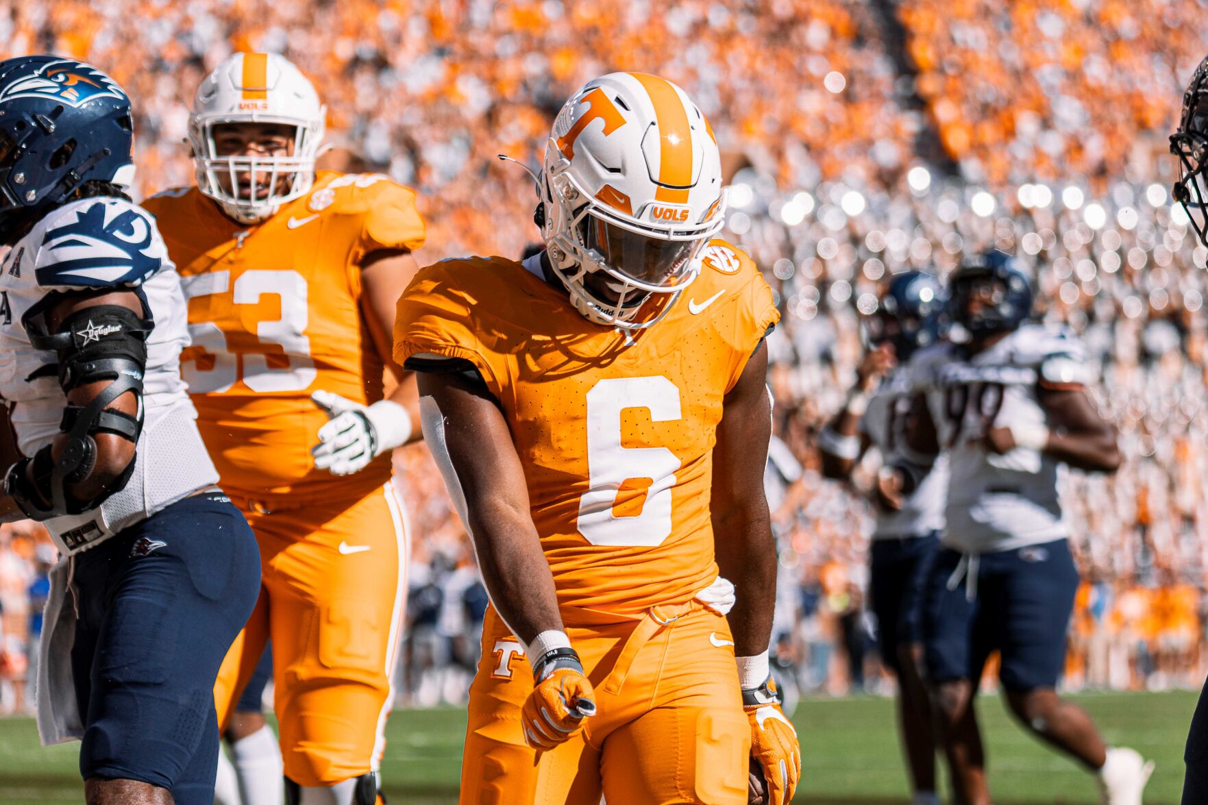 Dylan Sampson Has Career Day In Tennessee's Win Over UTSA | Football ...