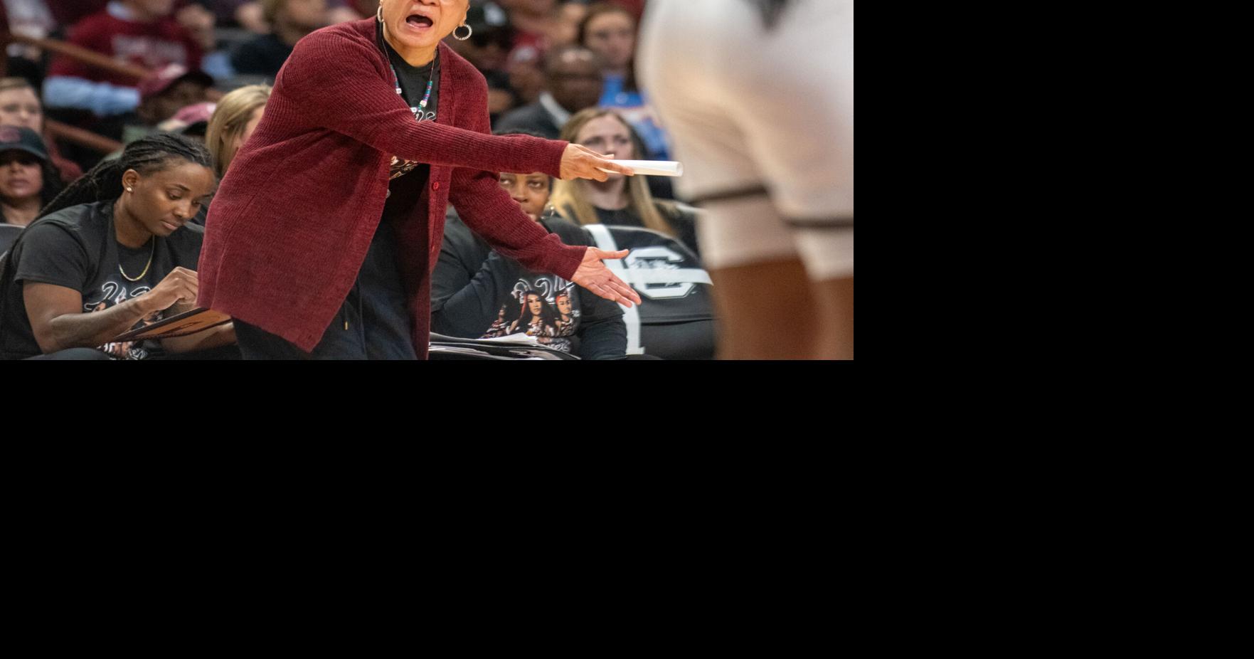 A look at South Carolina women's basketball head coach Dawn Staley | Womens  Basketball | utdailybeacon.com
