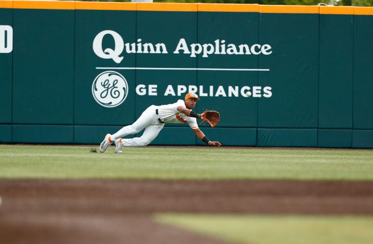 Tennessee baseball's defense shines in win over Missouri