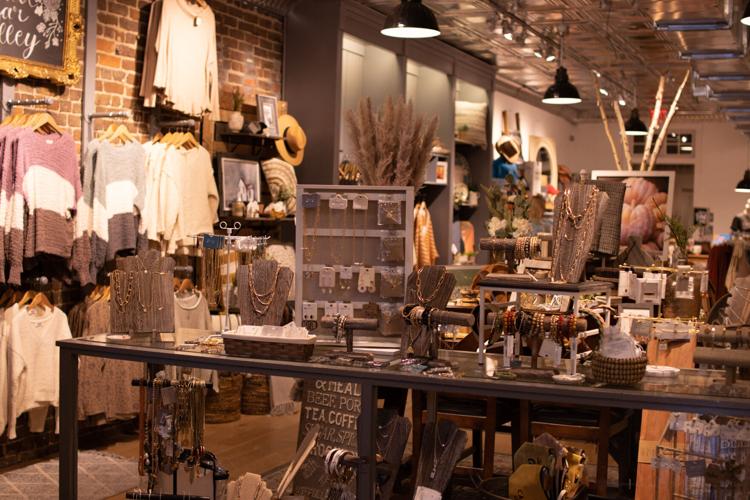 Fruit Jar Alley Photo Gallery