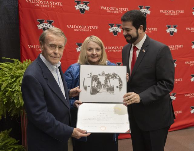 VSU President Richard Carvajal presents honorary degree to late Sue Cox