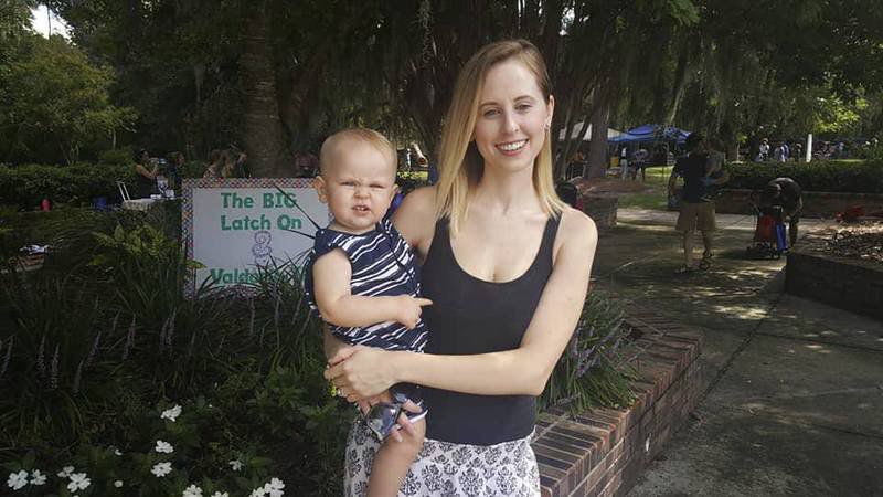 Women 'latch on' to breastfeeding, Local News