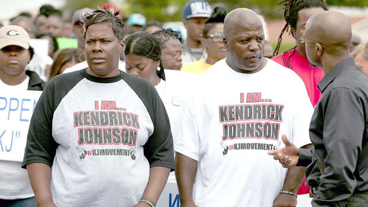 Pictures death kendrick johnson Third autopsy
