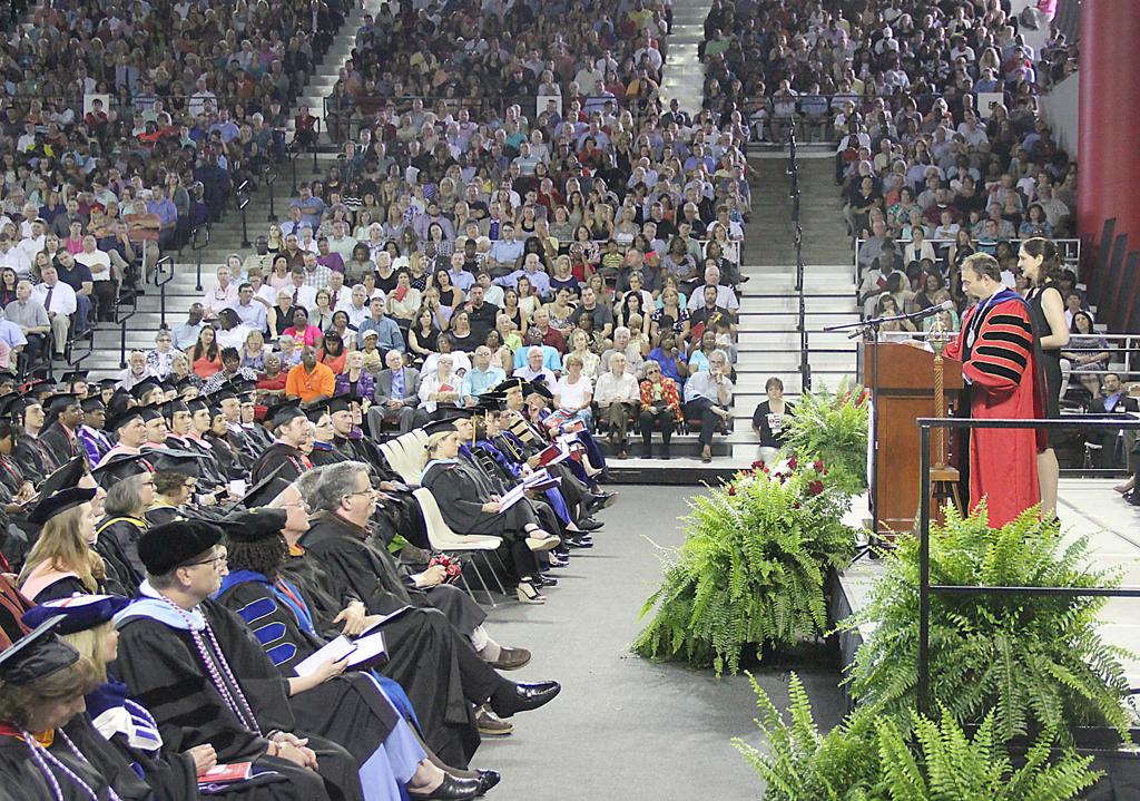 Tuggle named for VSU commencement, Local News