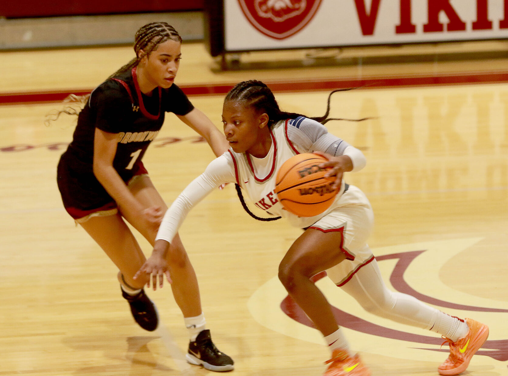 Lowndes Vikettes Secure Victory Over Brookwood Broncos in First Round of State Playoffs