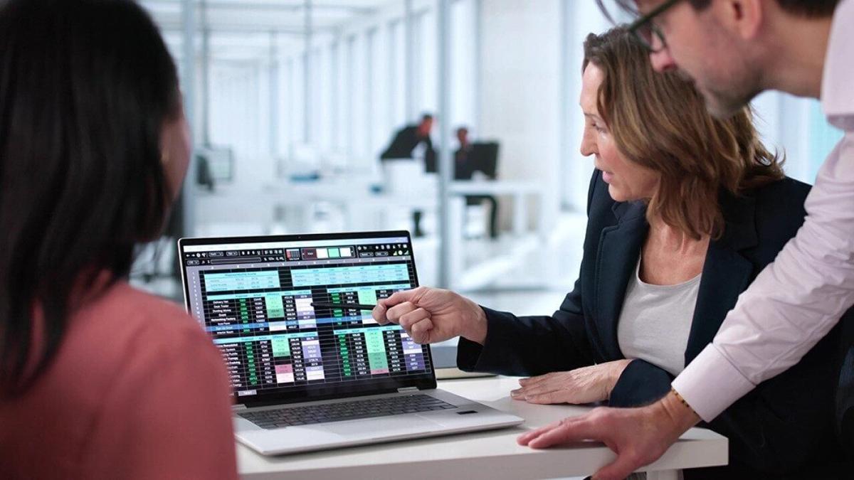 The 89-hour problem: How manual commissions drag on growth