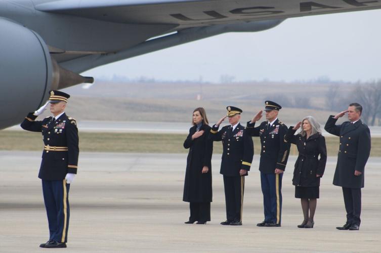 6c0642f1-15f0-57c5-b9f1-c4f70c099c19