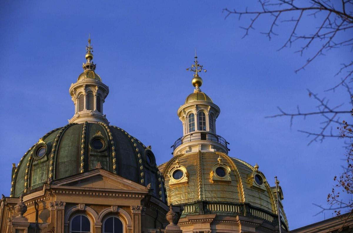 lgaz-20260331-news-xgr-capitol-notebook