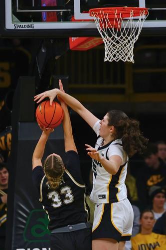 Iowa WBBall vs. Lindenwood 1