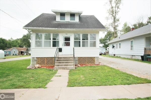 2 Bedroom Home in Clarinda - $69,500