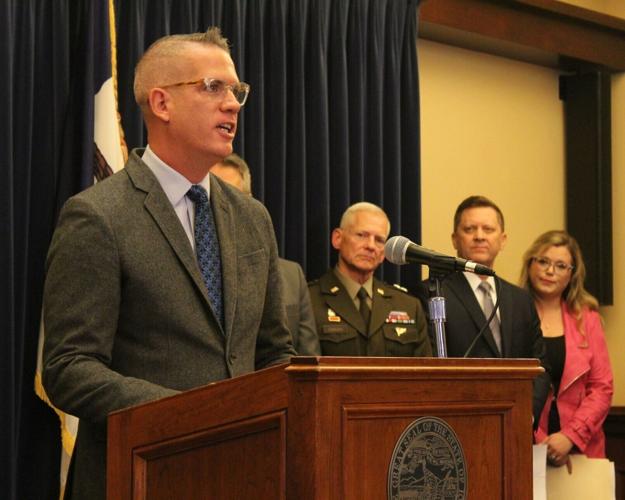 lgaz-20260422-news-xgr-hhs-director