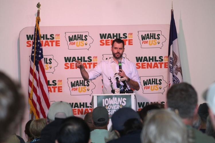 lgaz-20260510-news-elx-wahls-warren