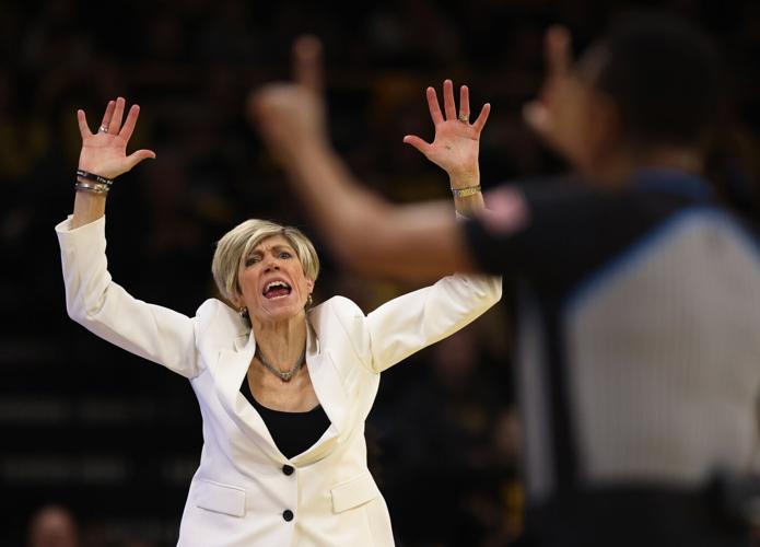 020225-qc-spt-iowauscwomen