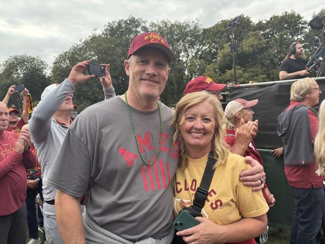 IMG_0628.jpg Iowa State fans in Ireland