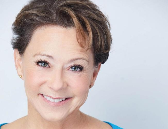 celebrity-travel-derryberry-20240227