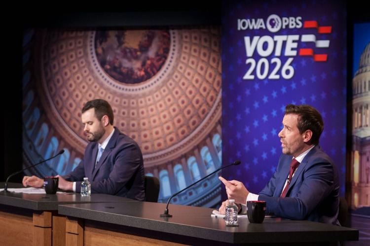 Wahls-Turek-debate_8.jpg