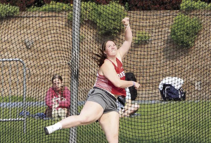 Lilly Peters, Sidney