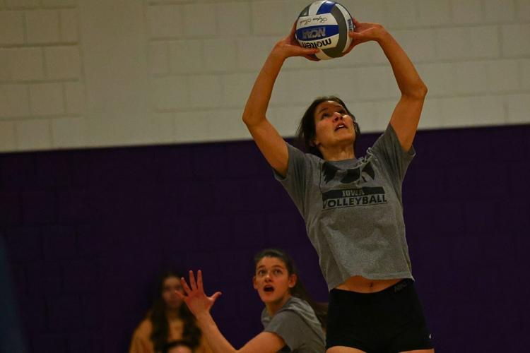 Iowa VBall at UNI Spring Tournament 4