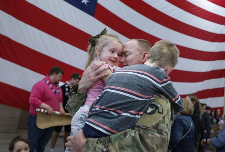 LGAZ-20260409-NEWS-TROOPS-RETURN