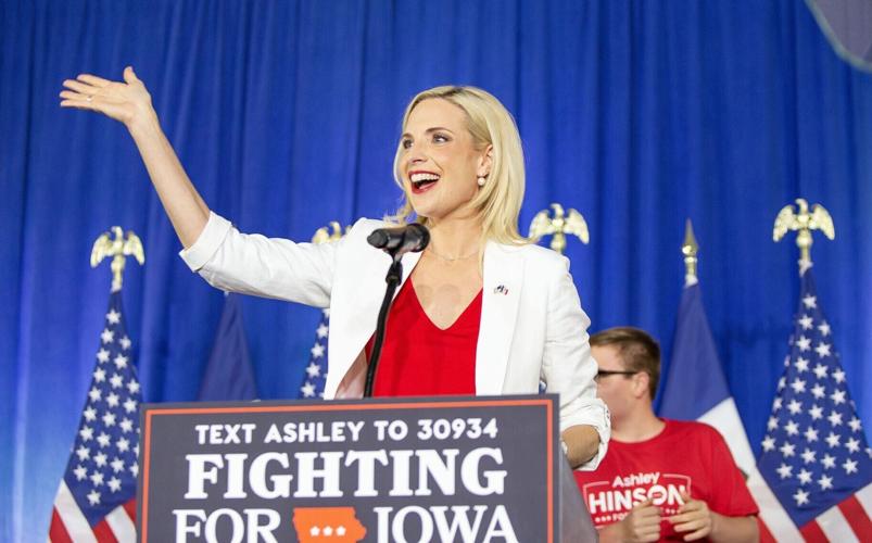 lgaz-20260602-ELX-IA-SENATE-HINSON-WATCH-PARTY_0002.JPG