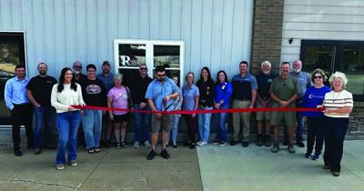 R Kitchens & Baths ribbon cutting