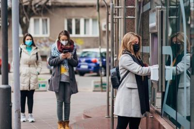 Some banking consumers' satisfaction with their banks have room for improvement, but there are ways to find a bank that better suits your needs.