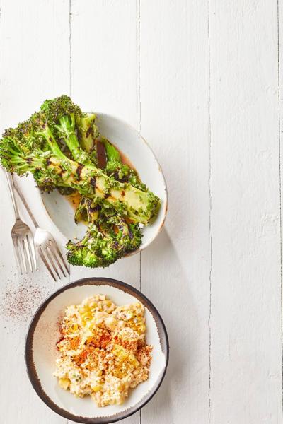 entree-eating-20220815