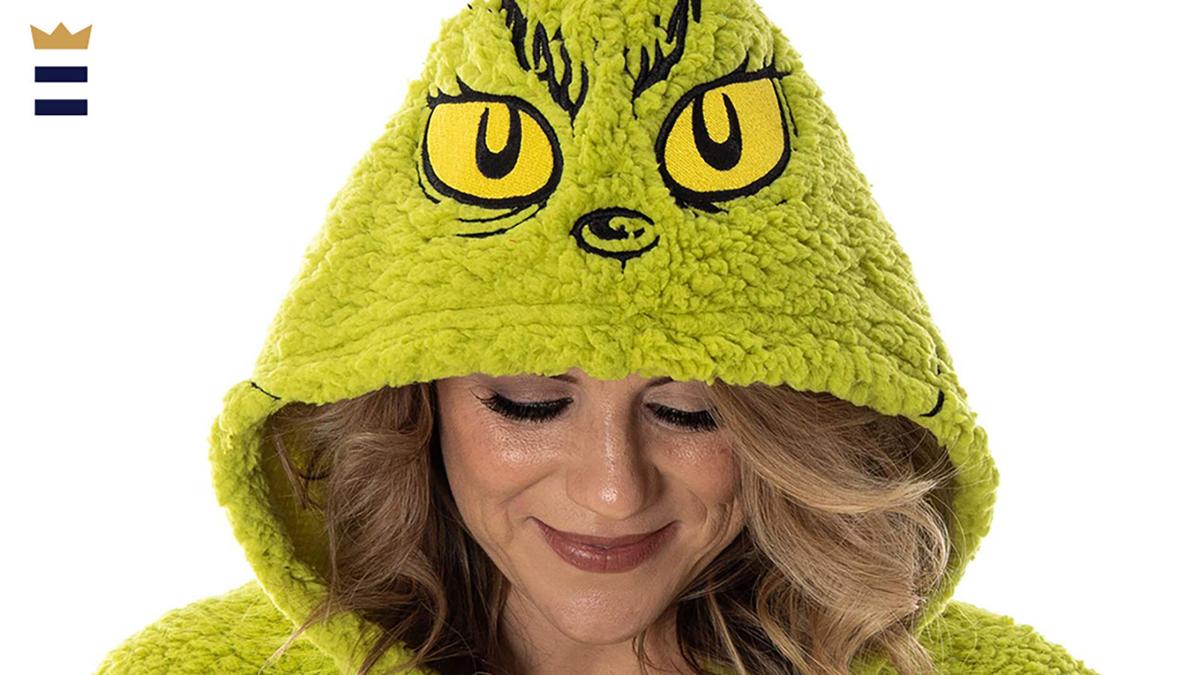 With the right design, you can also wear your Grinch pajamas as a Halloween costume or to Christmas parties.